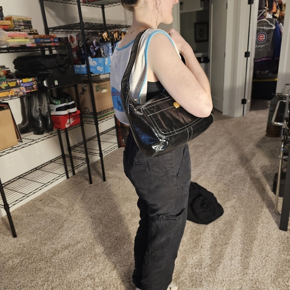 Coach (11623) Patent Calf Leather Shoulder Bag - Picture 15 of 15